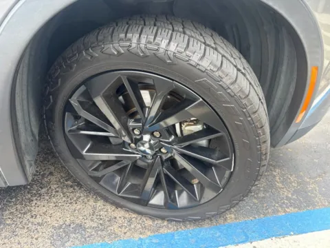 More photos of 2022 Mitsubishi Outlander SE at ALM Mazda Macon, GA