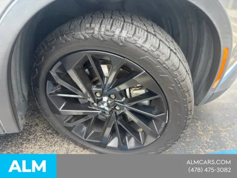 More photos of 2022 Mitsubishi Outlander SE at ALM Mazda Macon, GA