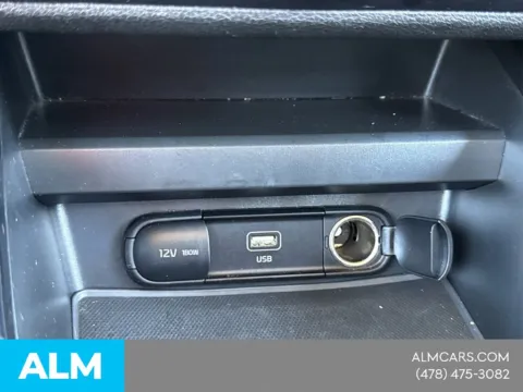 More photos of 2024 Kia Soul LX at ALM Mazda Macon, GA