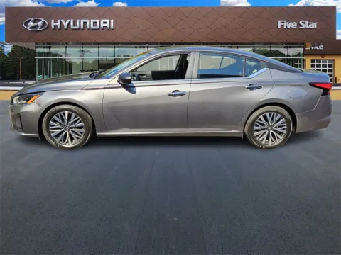 More photos of 2024 Nissan Altima 2.5 SV at ALM Genesis of Macon, GA