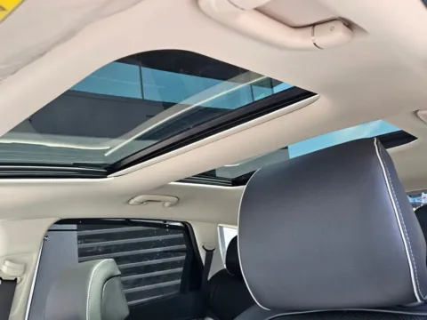 More photos of 2026 Genesis GV80 2.5T Advanced at Genesis Macon, GA