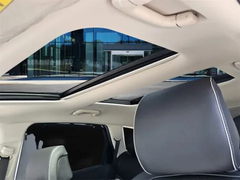 More photos of 2026 Genesis GV80 2.5T Advanced at ALM Genesis of Macon, GA