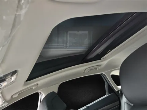 More photos of 2026 Genesis G80 2.5T at ALM Genesis of Macon, GA