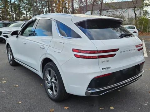 More photos of 2026 Genesis GV70 2.5T Select at Genesis Macon, GA