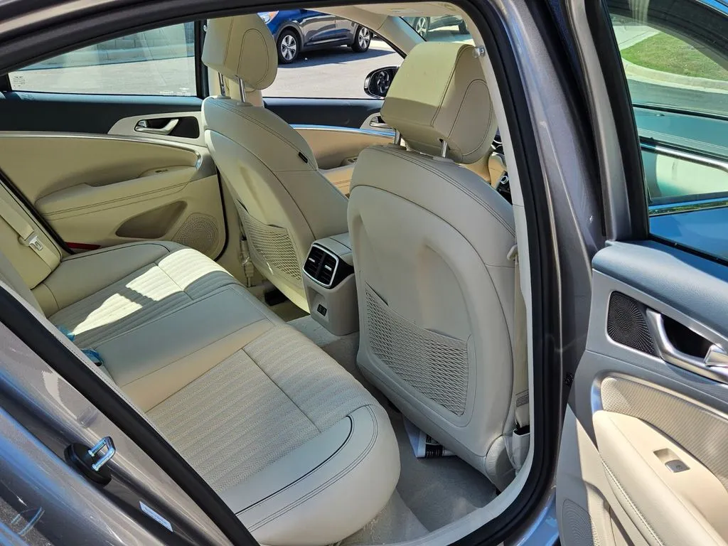 2026 GENESIS G70 Prestige - Photo 15