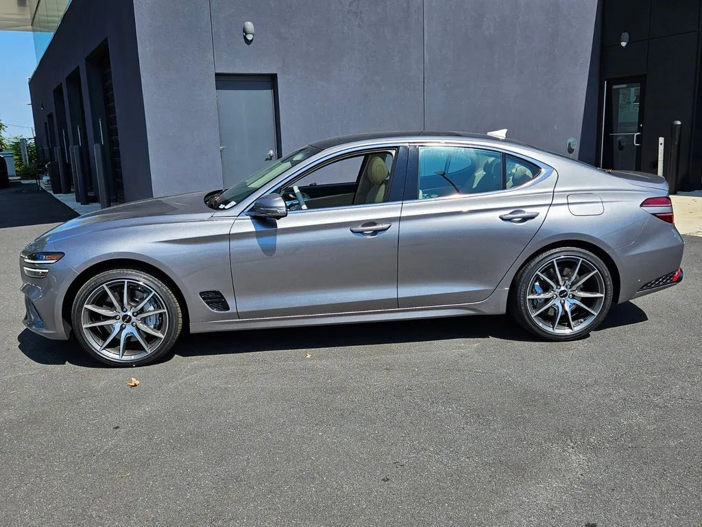 2026 GENESIS G70 Prestige - Photo 4