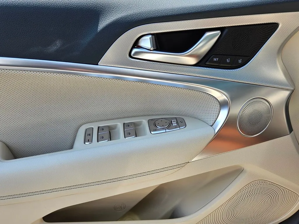 2026 GENESIS G70 Prestige - Photo 33