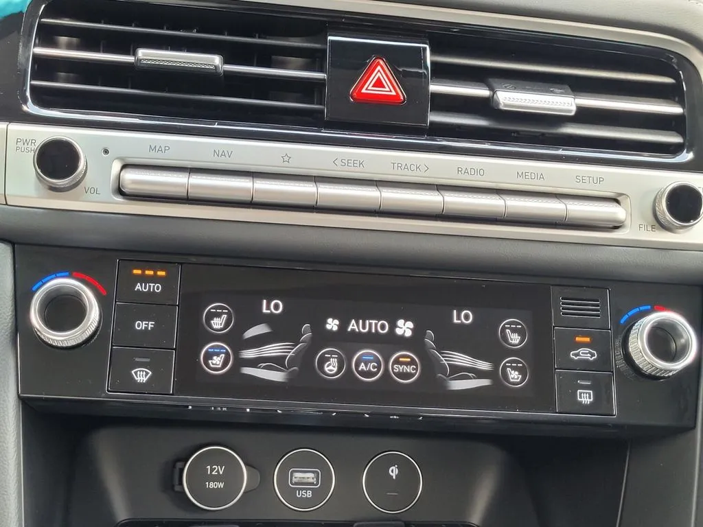 2026 GENESIS G70 Prestige - Photo 19