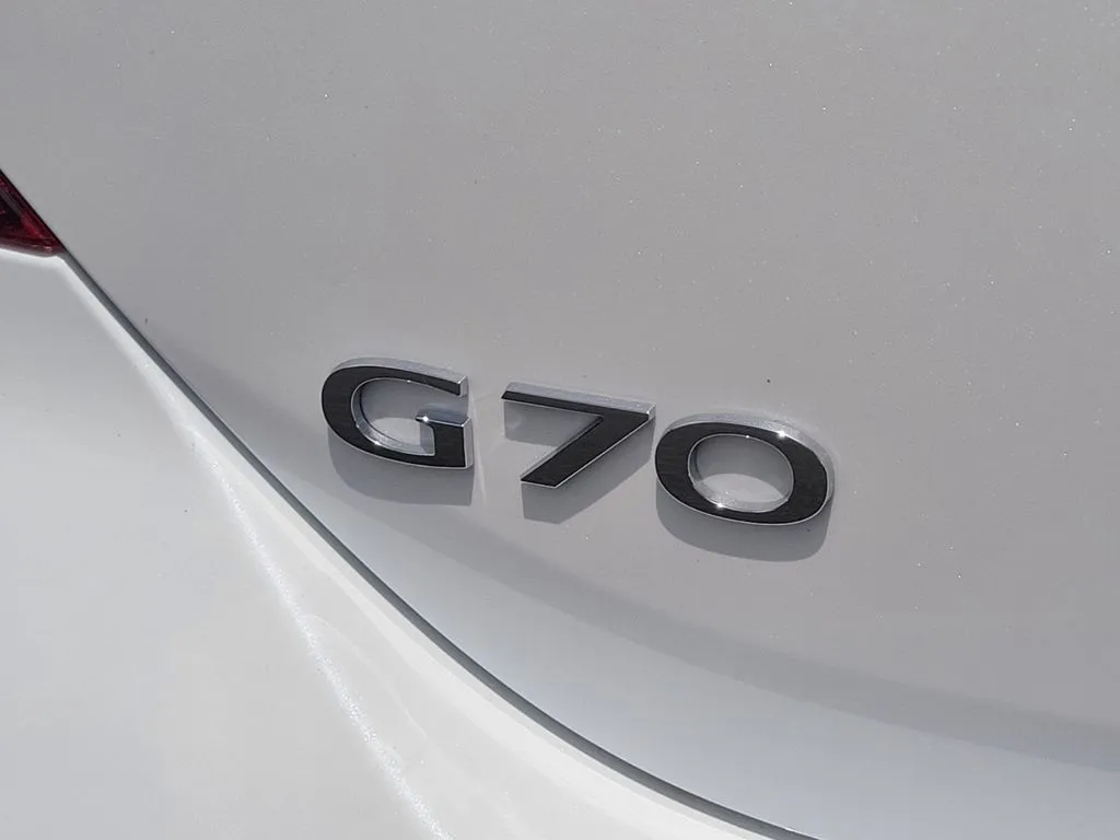 2026 GENESIS G70 Prestige - Photo 9
