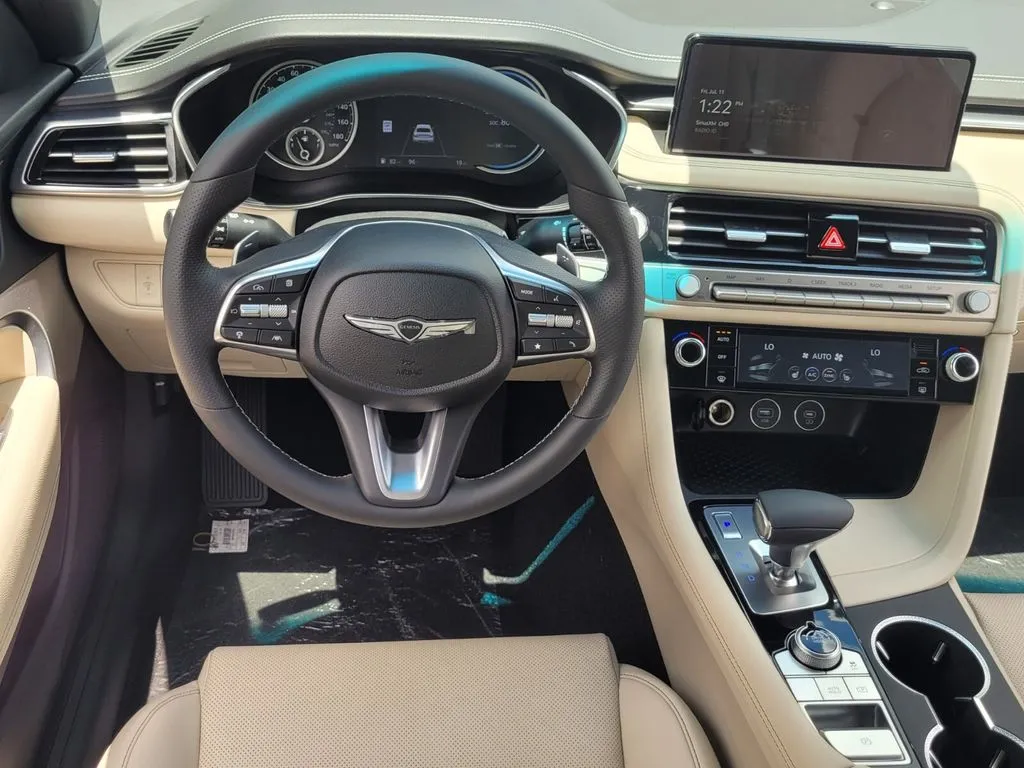 2026 GENESIS G70 Standard - Photo 14