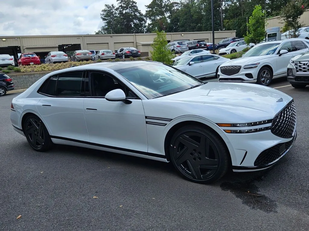 2026 GENESIS G90 Prestige Black's photo