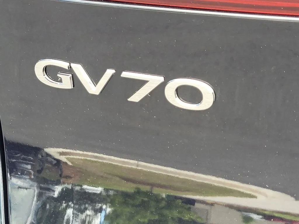 2026 GENESIS GV70 Sport Prestige - Photo 10