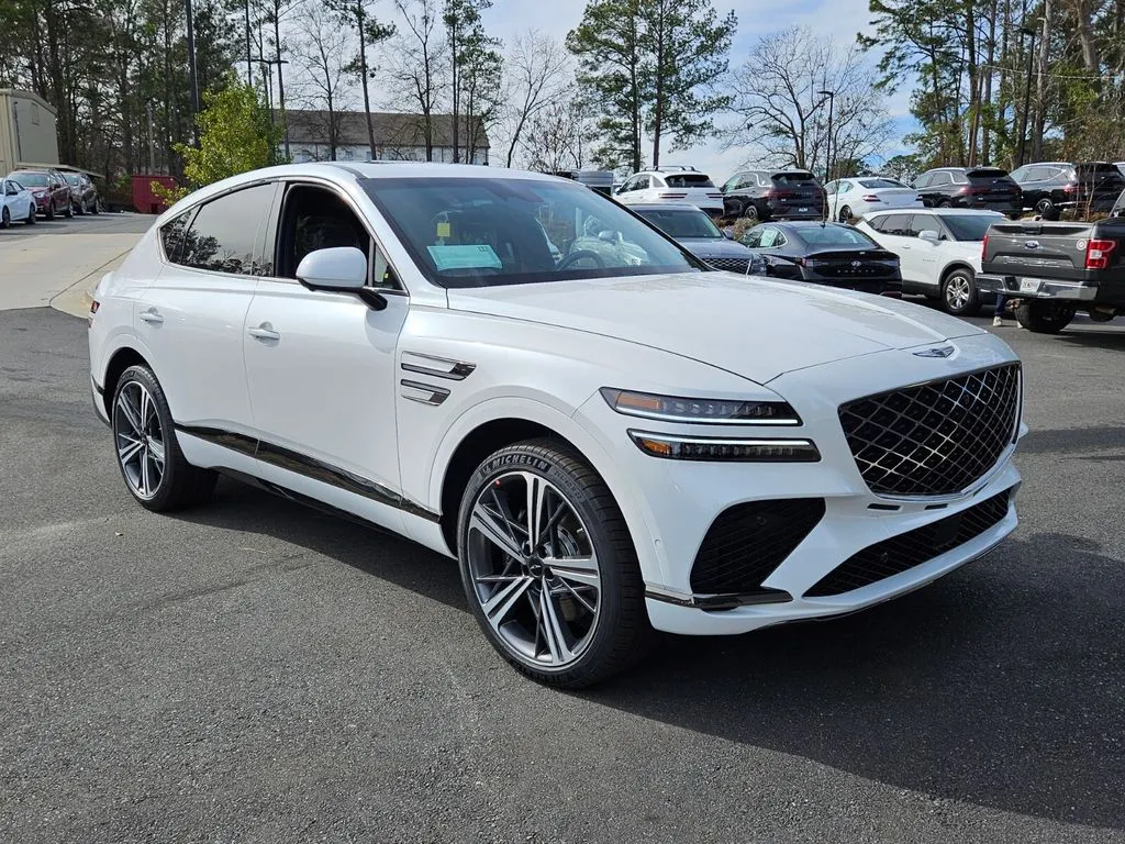 2026 Genesis GV80 E-SC's photo
