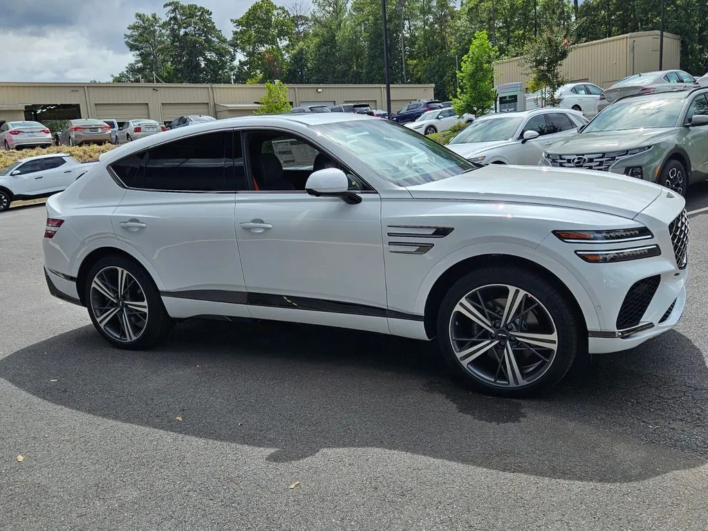 2026 Genesis GV80 E-SC's photo