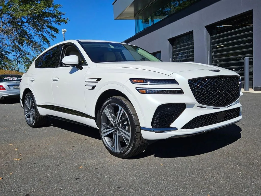2026 Genesis GV80 E-SC's photo
