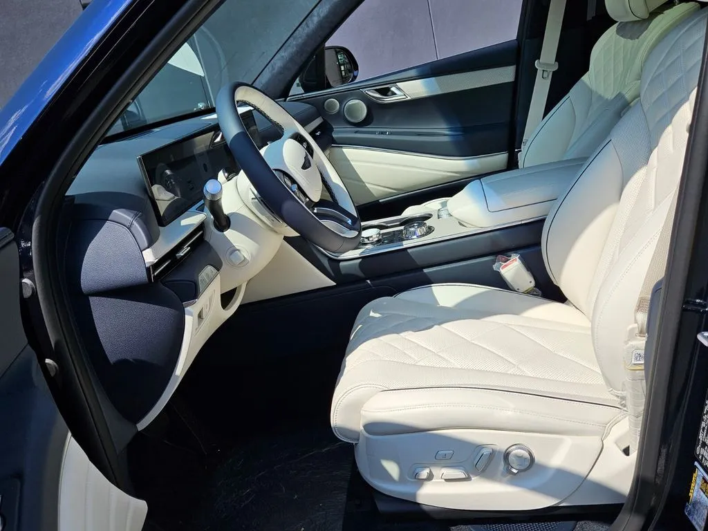 2026 GENESIS GV80 Prestige - Photo 6