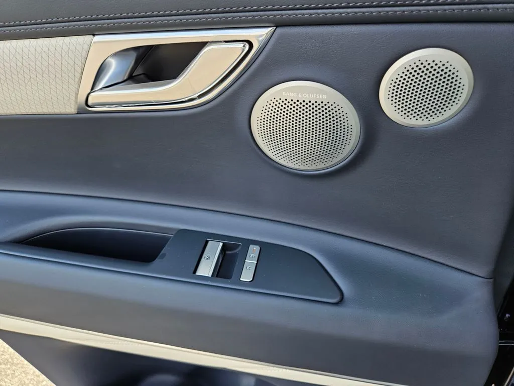 2026 GENESIS GV80 Prestige - Photo 10