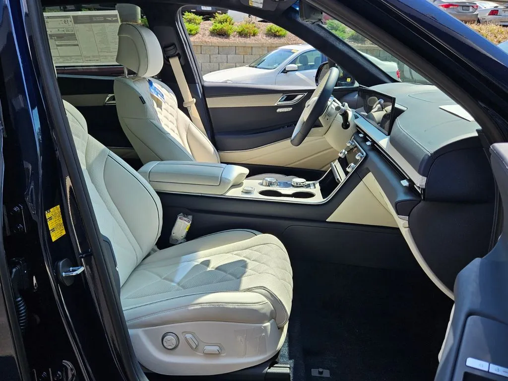 2026 GENESIS GV80 Prestige - Photo 17