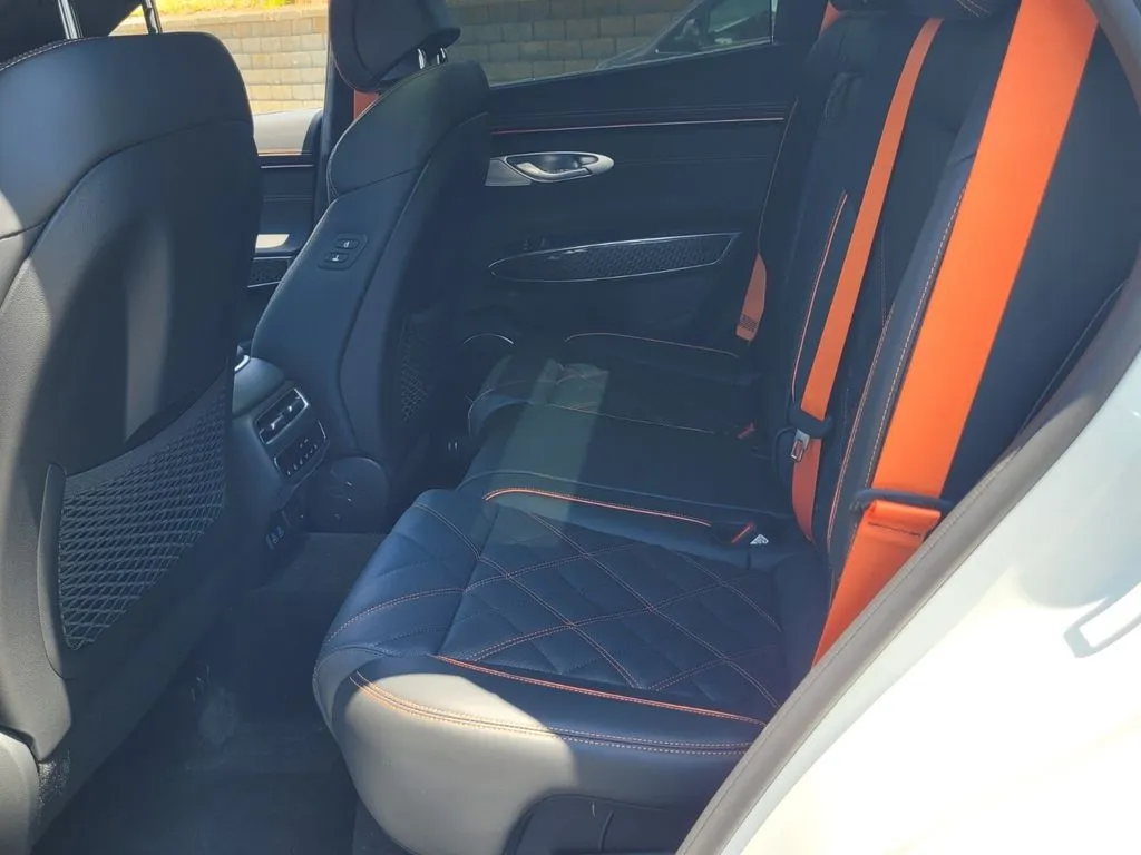 2026 GENESIS GV70 Sport Prestige - Photo 15