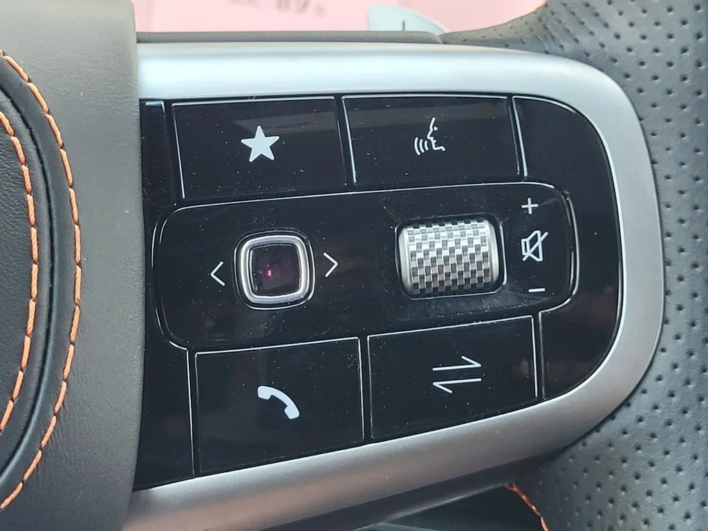2026 GENESIS GV70 Sport Prestige - Photo 28