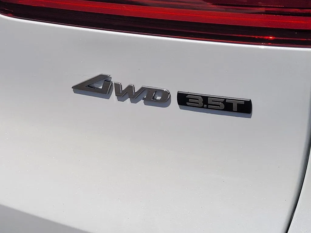 2026 GENESIS GV70 Sport Prestige - Photo 9