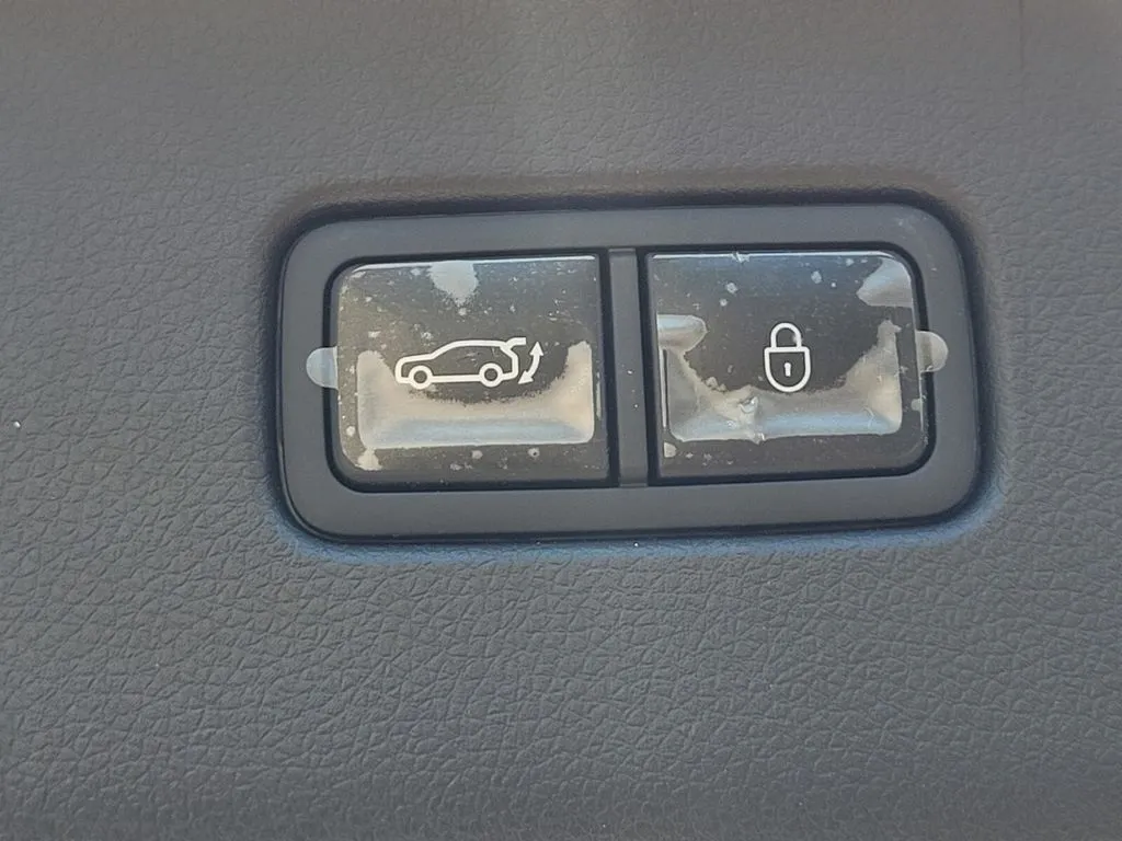 2026 GENESIS GV70 Sport Prestige - Photo 17