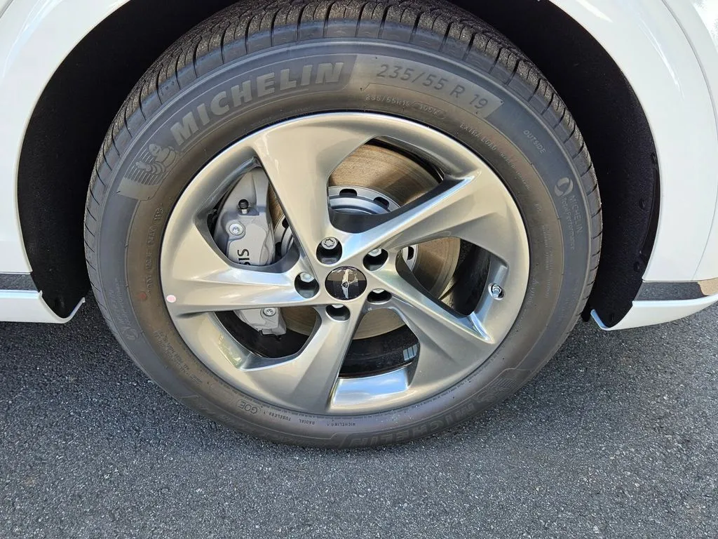 2026 GENESIS GV70 Advanced - Photo 16