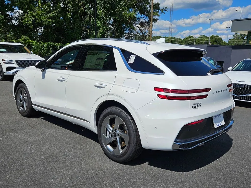 2026 GENESIS GV70 Advanced - Photo 10