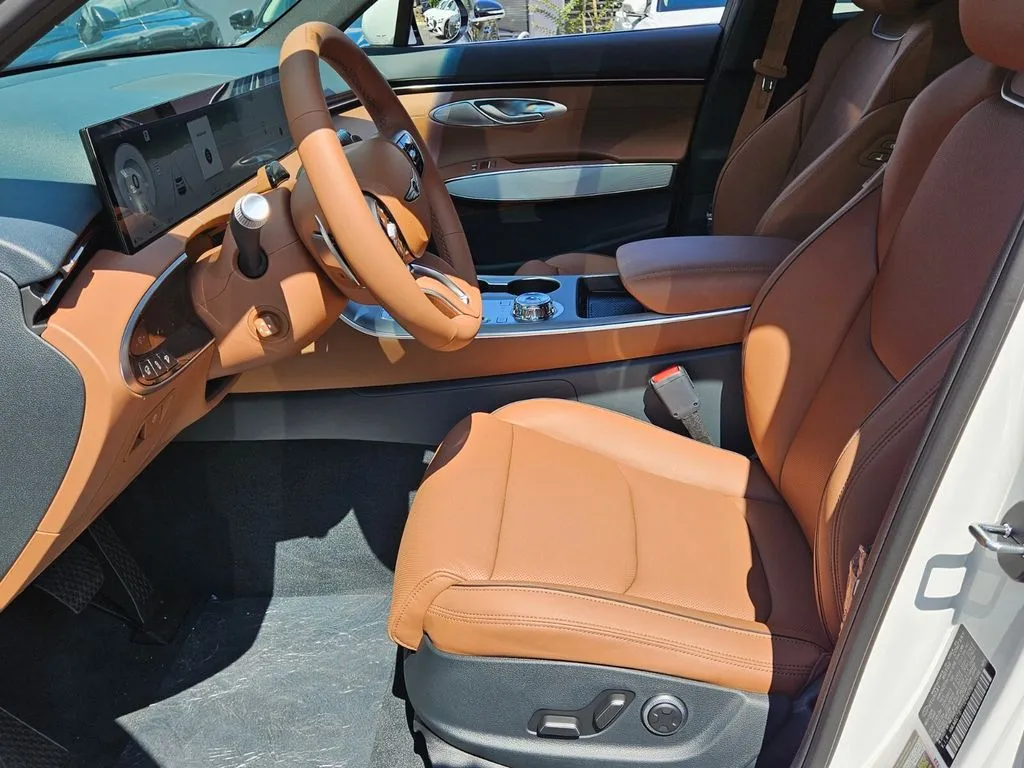 2026 GENESIS GV70 Advanced - Photo 6