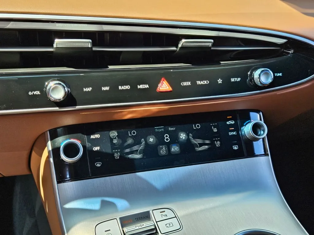 2026 GENESIS GV70 Advanced - Photo 20