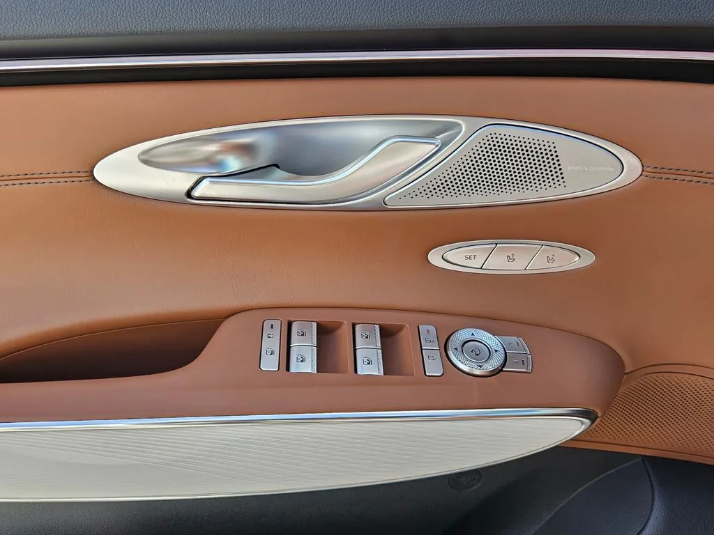 2026 GENESIS GV70 Advanced - Photo 29