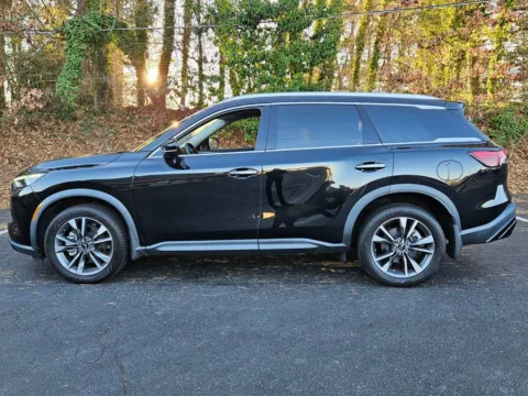 More photos of 2023 INFINITI QX60 LUXE at Genesis Macon, GA