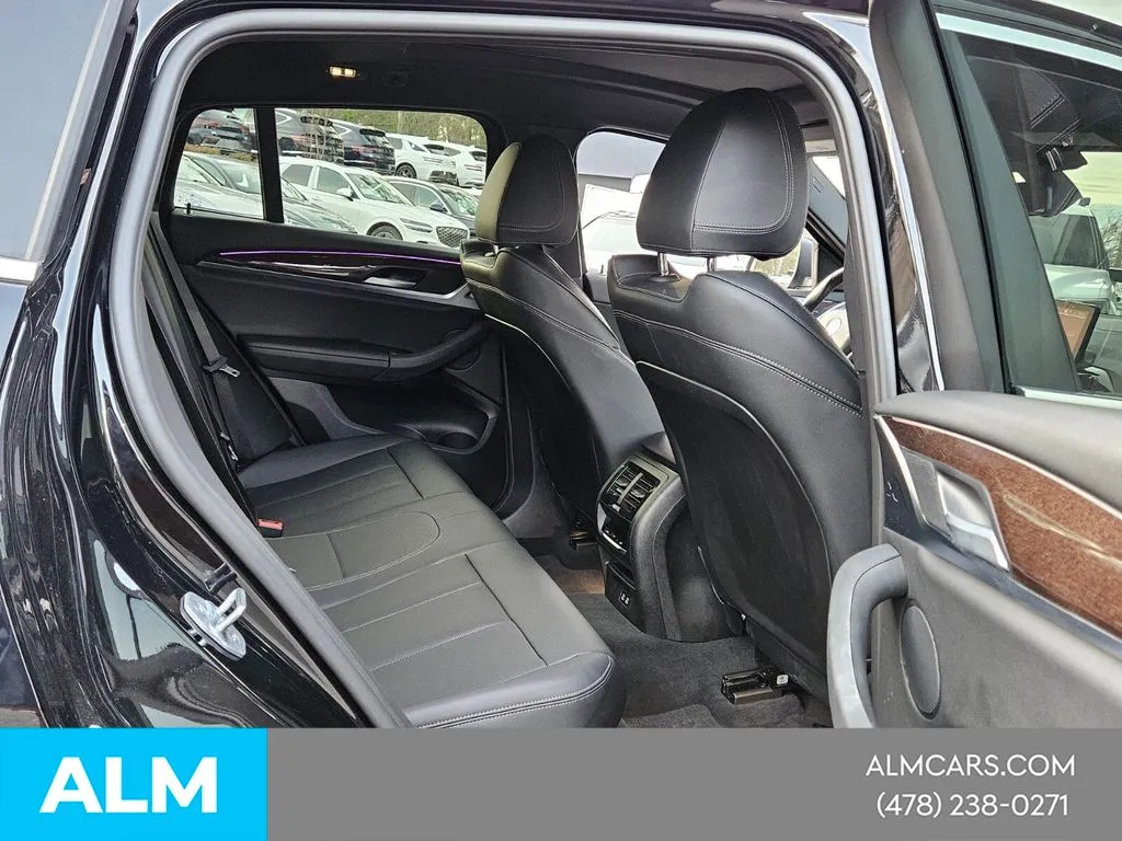 2025 BMW X4 30i - Photo 18