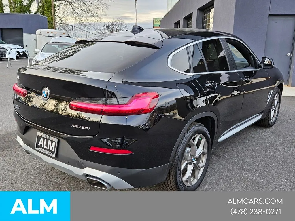 2025 BMW X4 30i - Photo 7