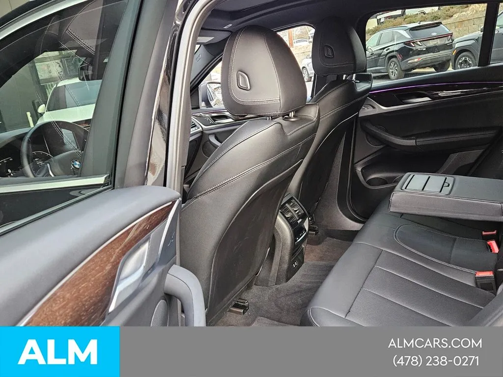 2025 BMW X4 30i - Photo 15