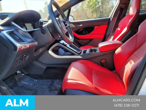 More photos of 2024 Jaguar I-PACE HSE at Genesis Macon, GA