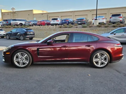 More photos of 2022 Porsche Panamera at Genesis Macon, GA