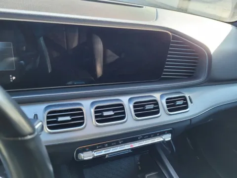 More photos of 2024 Mercedes-Benz GLE 450e at Genesis Macon, GA