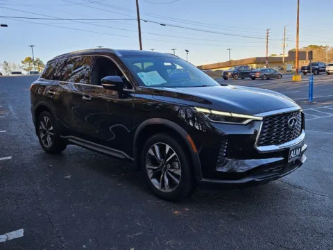 Black 2024 INFINITI QX60 LUXE for sale in Macon, GA