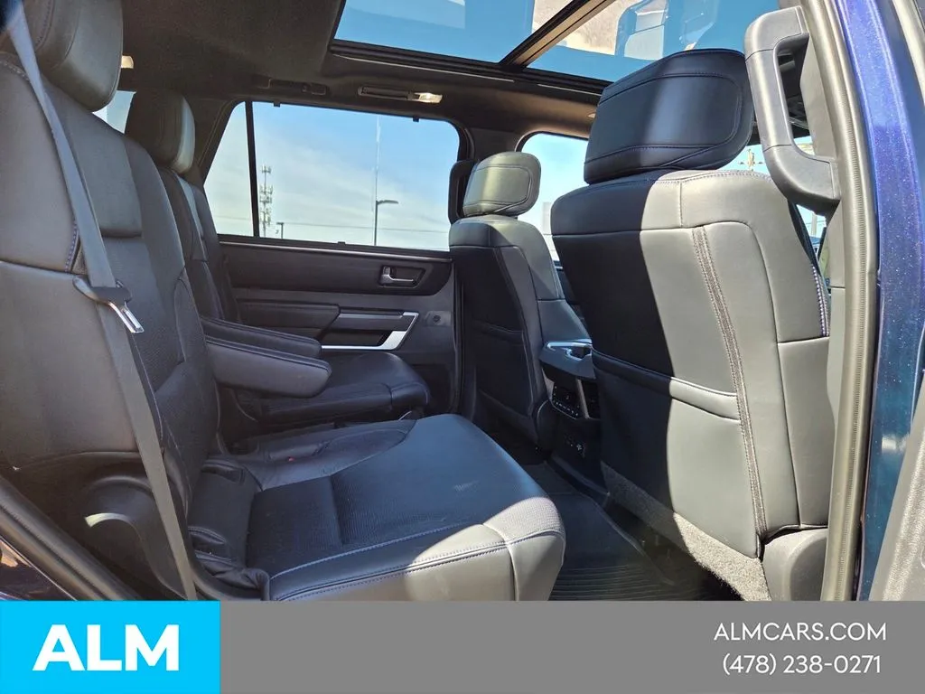 2023 Toyota Sequoia Platinum - Photo 18