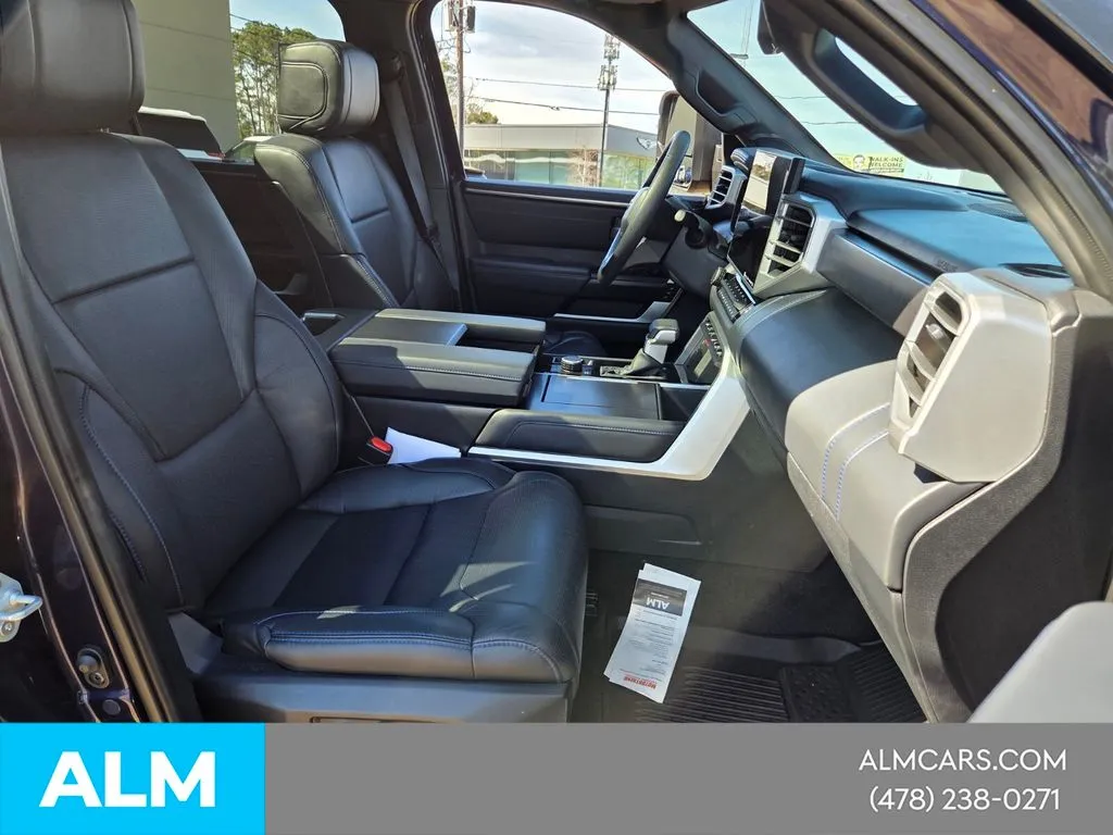 2023 Toyota Sequoia Platinum - Photo 19