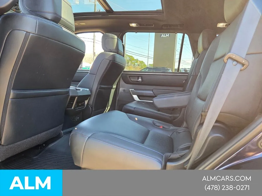2023 Toyota Sequoia Platinum - Photo 7