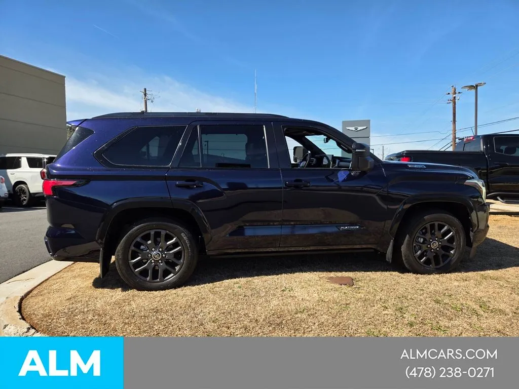 2023 Toyota Sequoia Platinum - Photo 16