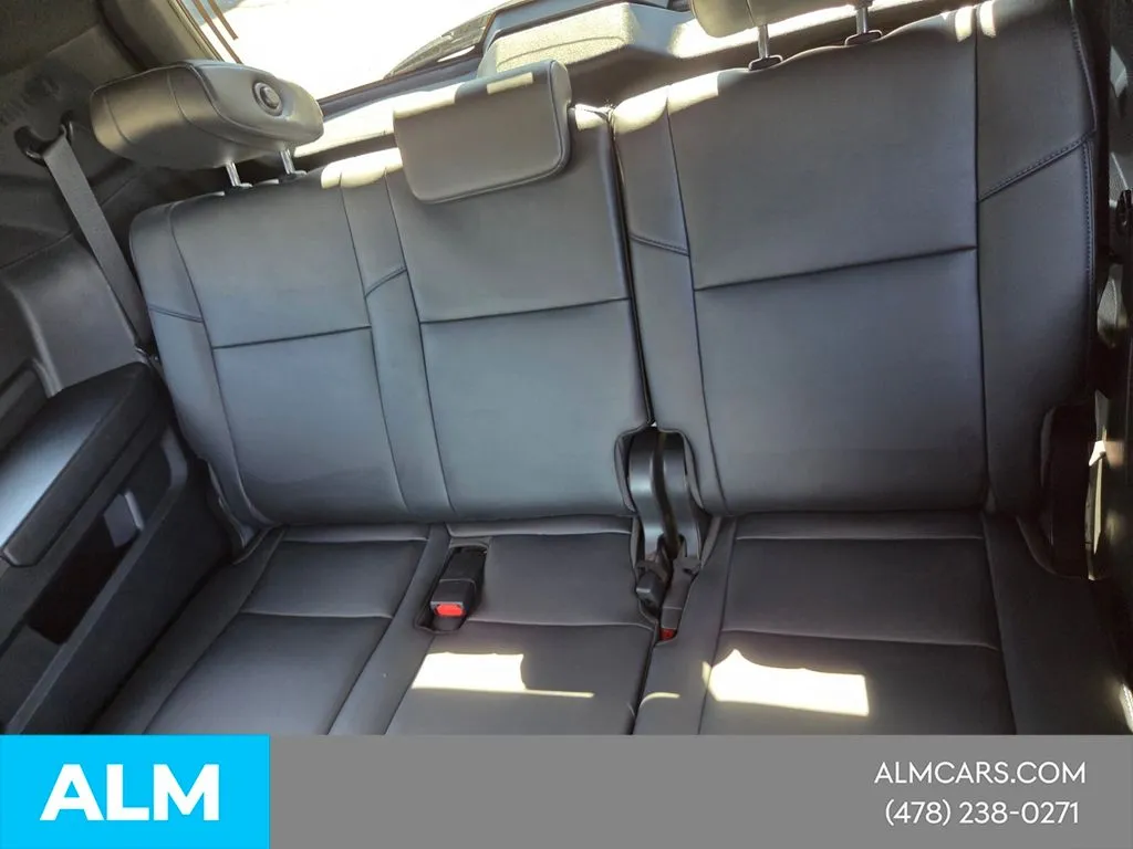 2023 Toyota Sequoia Platinum - Photo 11