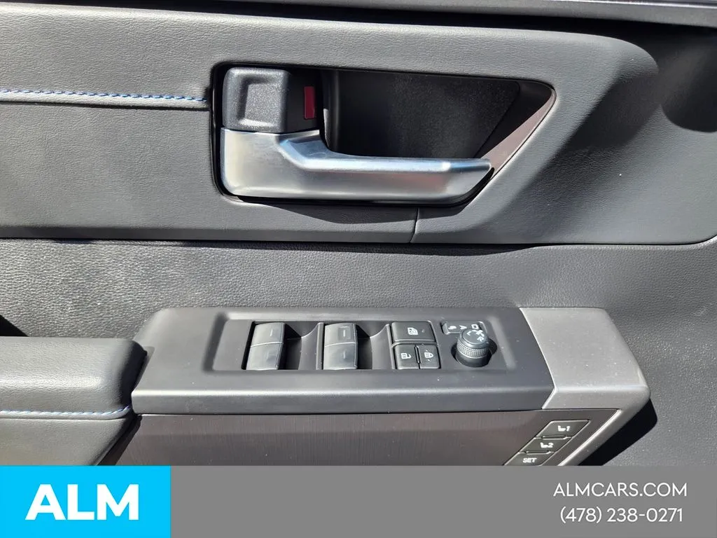 2023 Toyota Sequoia Platinum - Photo 33