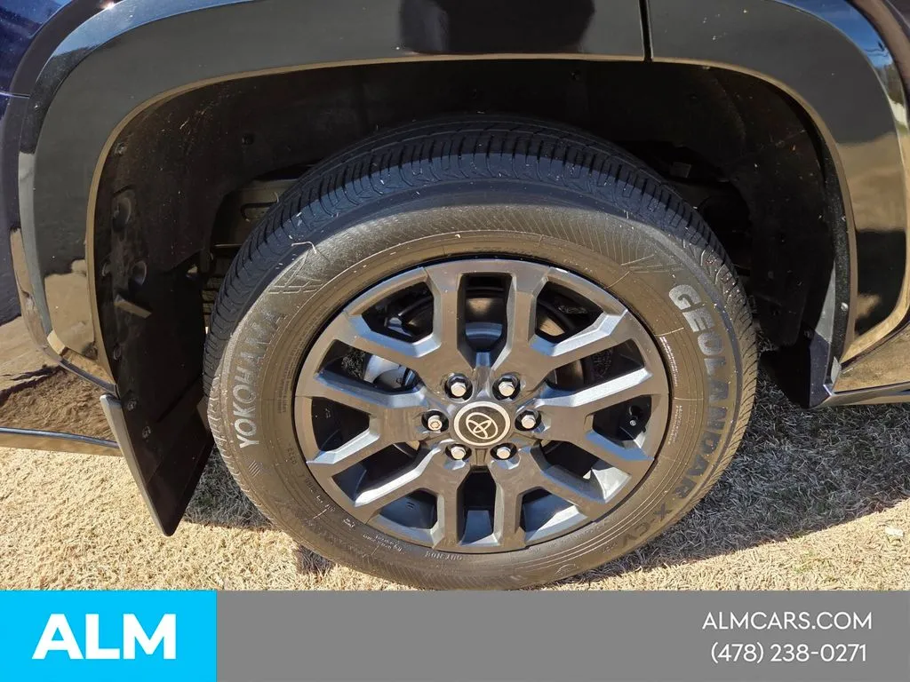 2023 Toyota Sequoia Platinum - Photo 17