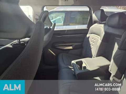 More photos of 2024 Kia EV9 Wind at Genesis Macon, GA