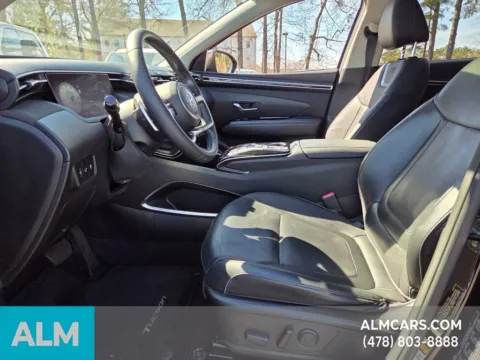 More photos of 2022 Hyundai Tucson Limited at Genesis Macon, GA