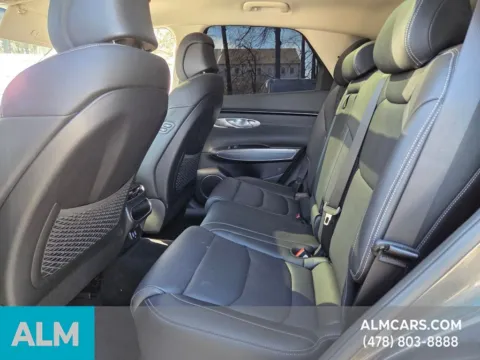 More photos of 2024 Genesis GV70 2.5T at Genesis Macon, GA