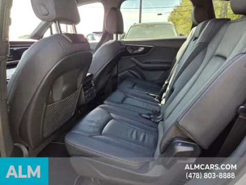 More photos of 2025 Audi Q7 55 Premium Plus at Genesis Macon, GA